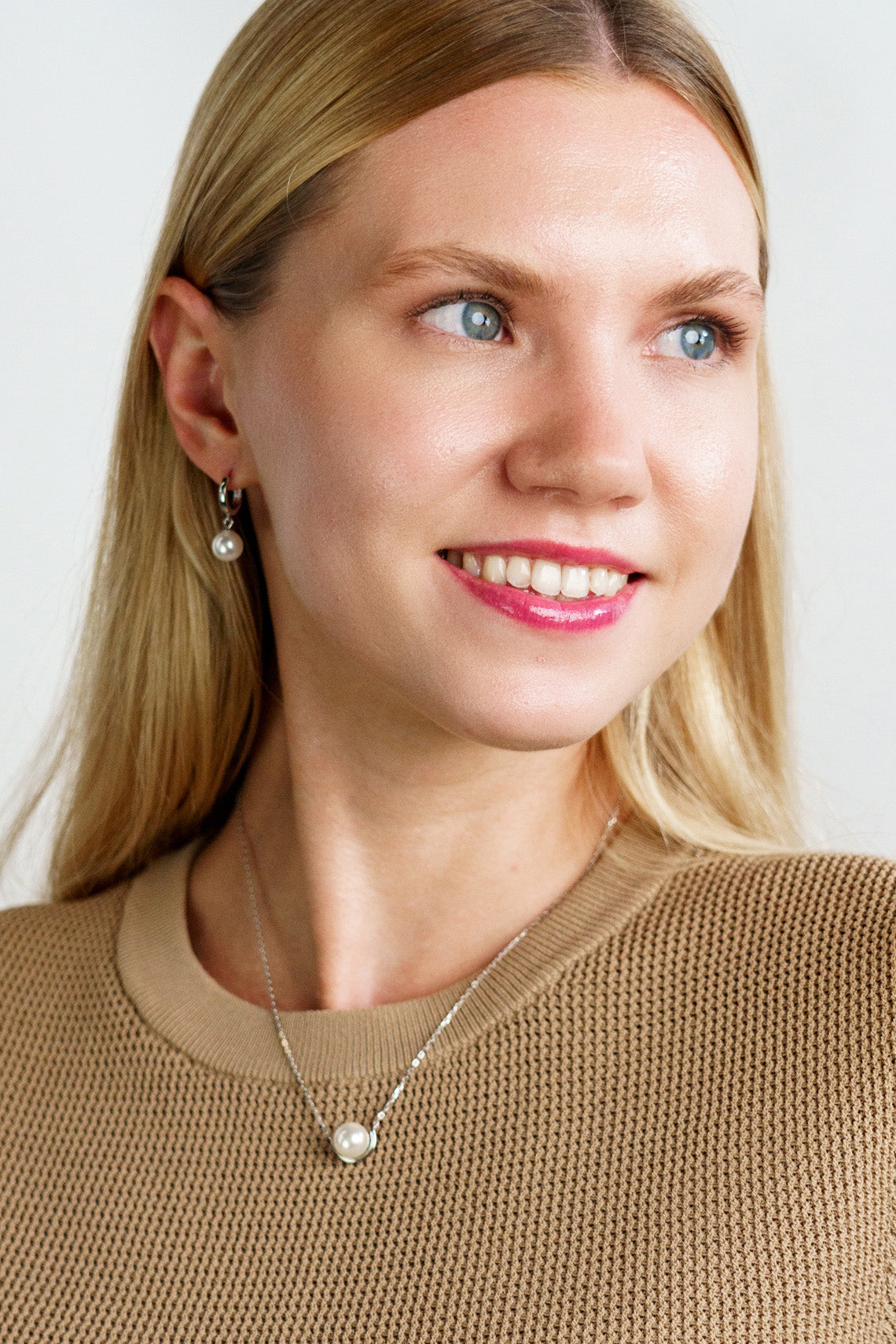 ADAGIO NINE-2-FIVE PEARL HOOP EARRINGS SILVER-PEROZ Accessories