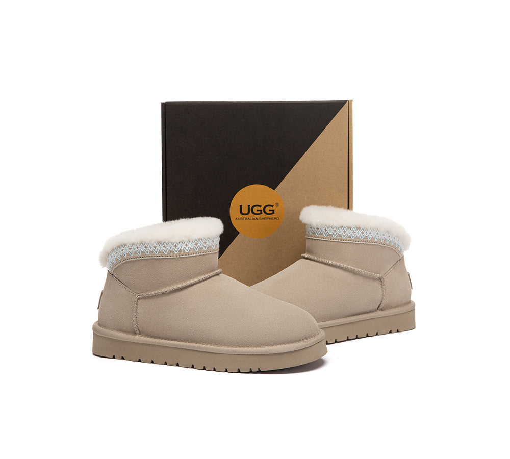 Mini Liora Australian Shepherd UGG