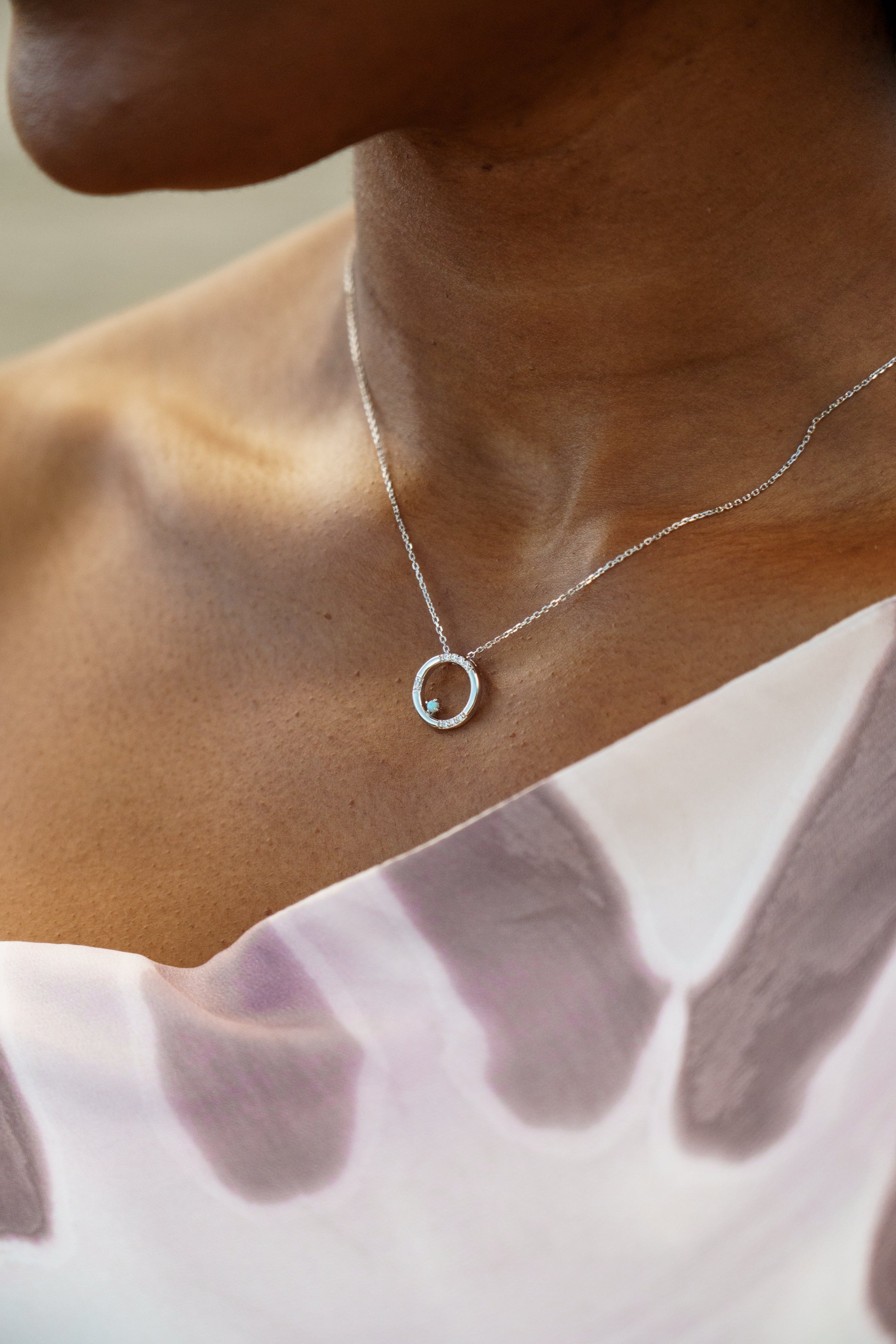 OPAL GLOW BLUE CREATED OPAL CIRCLE PENDANT SILVER-PEROZ Accessories