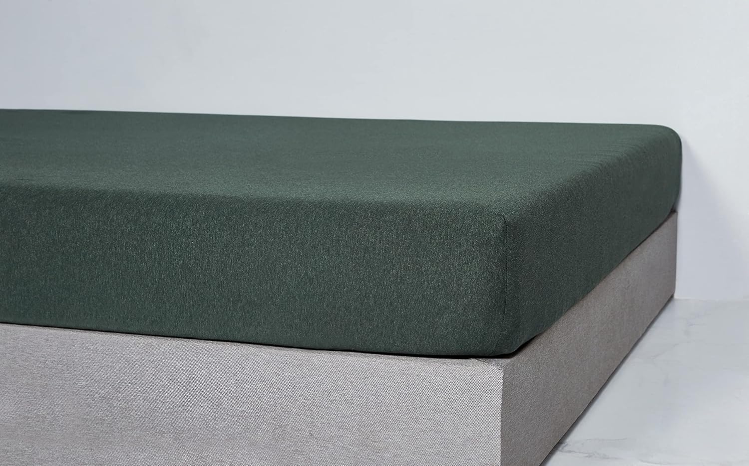 100% Jersey Cotton Soft Stretchy Breathable Fitted Sheet - Forest Green - Double Size-Home & Garden > Bedding > Bed Sheets-PEROZ Accessories