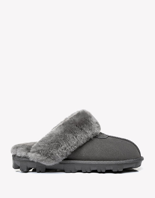 Australian Shepherd Double-Faced Sheepskin UGG Unisex Slippers Waffle Scuff Water Resistant-Slippers-PEROZ Accessories