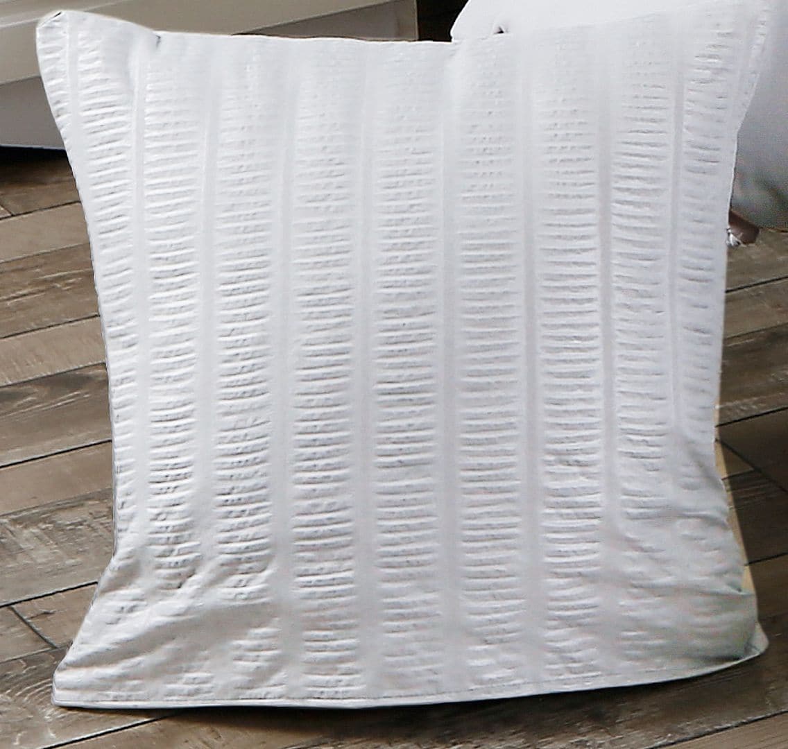 1000TC Premium Ultra Soft Seersucker Cushion Covers - 2 Pack - White-Home & Garden > Bedding-PEROZ Accessories