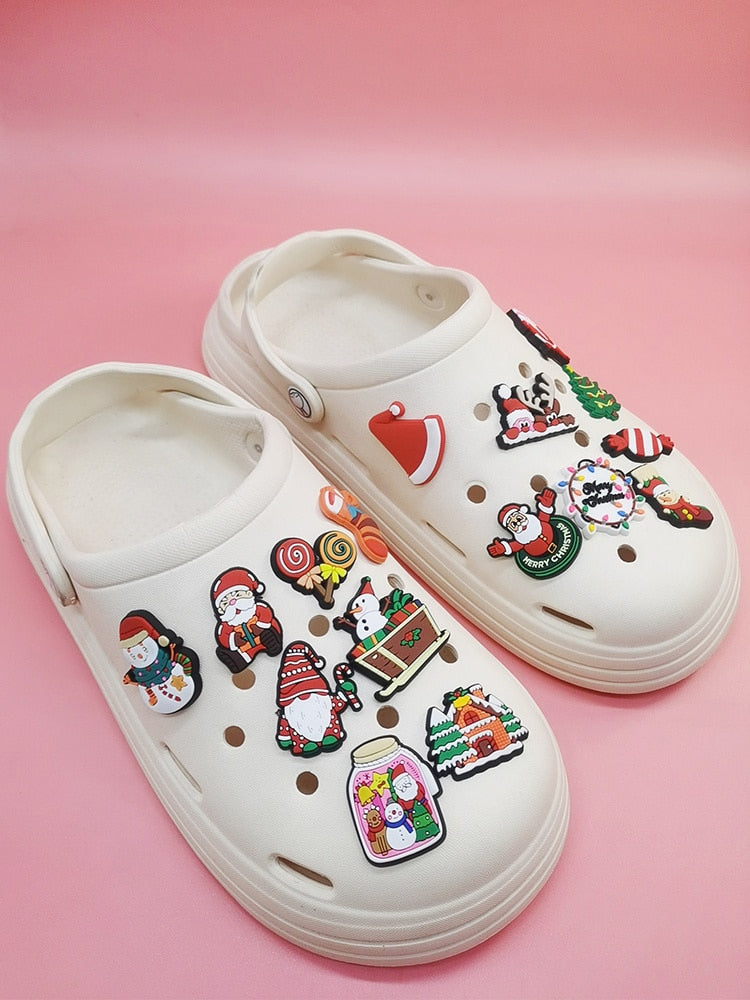 Anykidz 16Pcs Random Color Christmas Style Shoe Charm Accessories Jeans Clogs Pendants Designer Ornament Jibbitz for Crocs-Shoe Accessories-PEROZ Accessories
