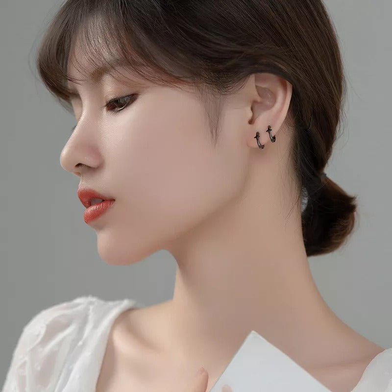 Anyco Fashion Earrings 925 Sterling Silver Simple Punk Gothic Black Star Ear Buckle for Women Men Classic Party Body Piercing Jewelry-Earrings-PEROZ Accessories