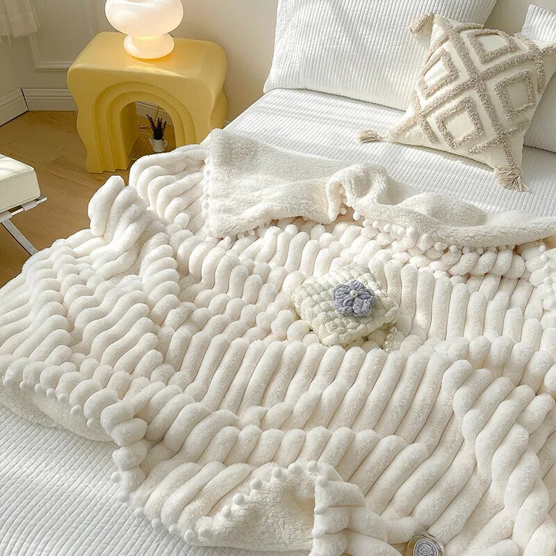 Anyhouz Blanket Cream White Tuscan Faux Rabbit Fur Autumn Winter Warm Wool Weighted Blanket Soft Cozy Warmth Sofa Blankets 150x200cm-Blankets-PEROZ Accessories