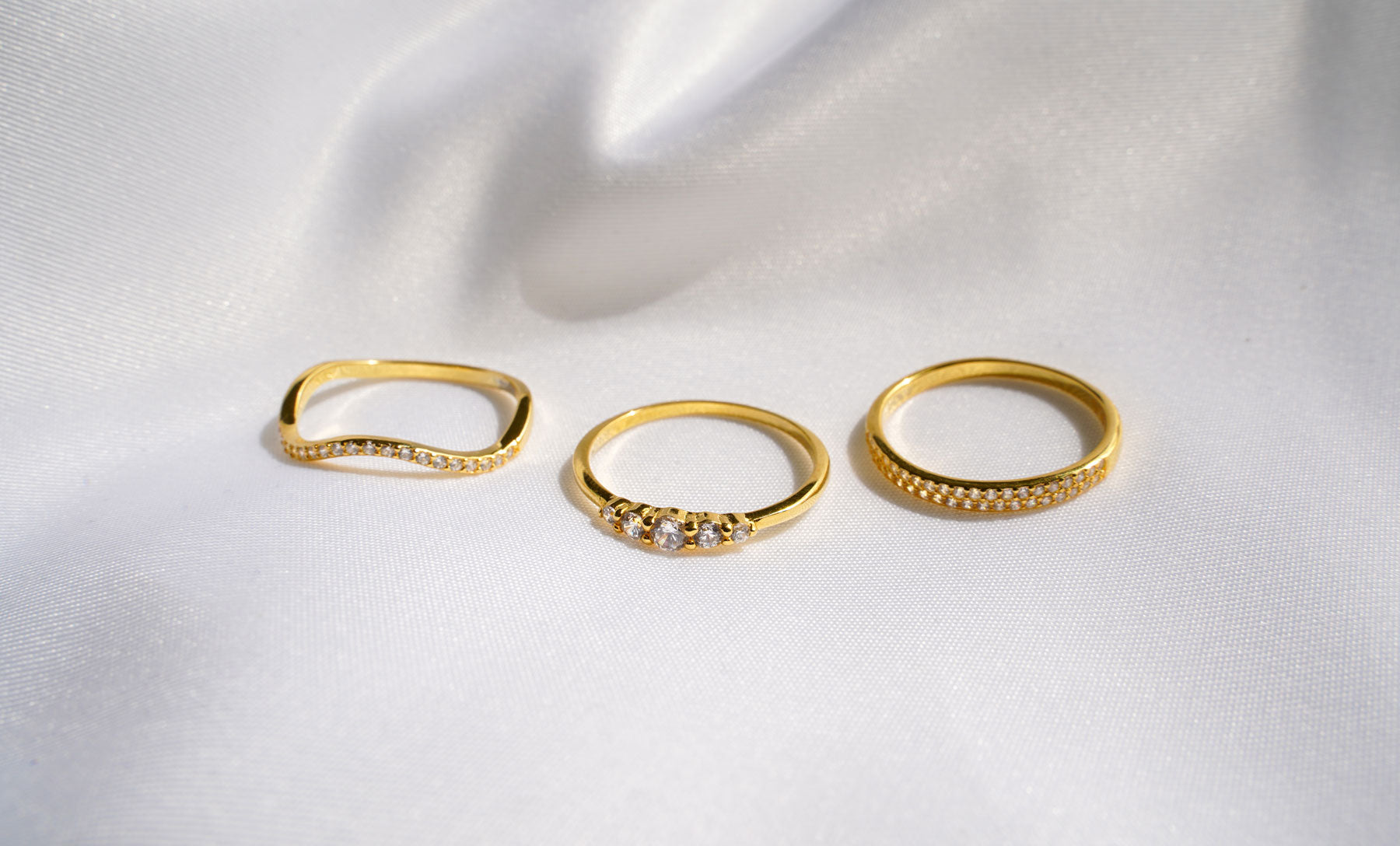 Dainty Ring Styling Tips: Create your own ring stack | PEROZ Australia