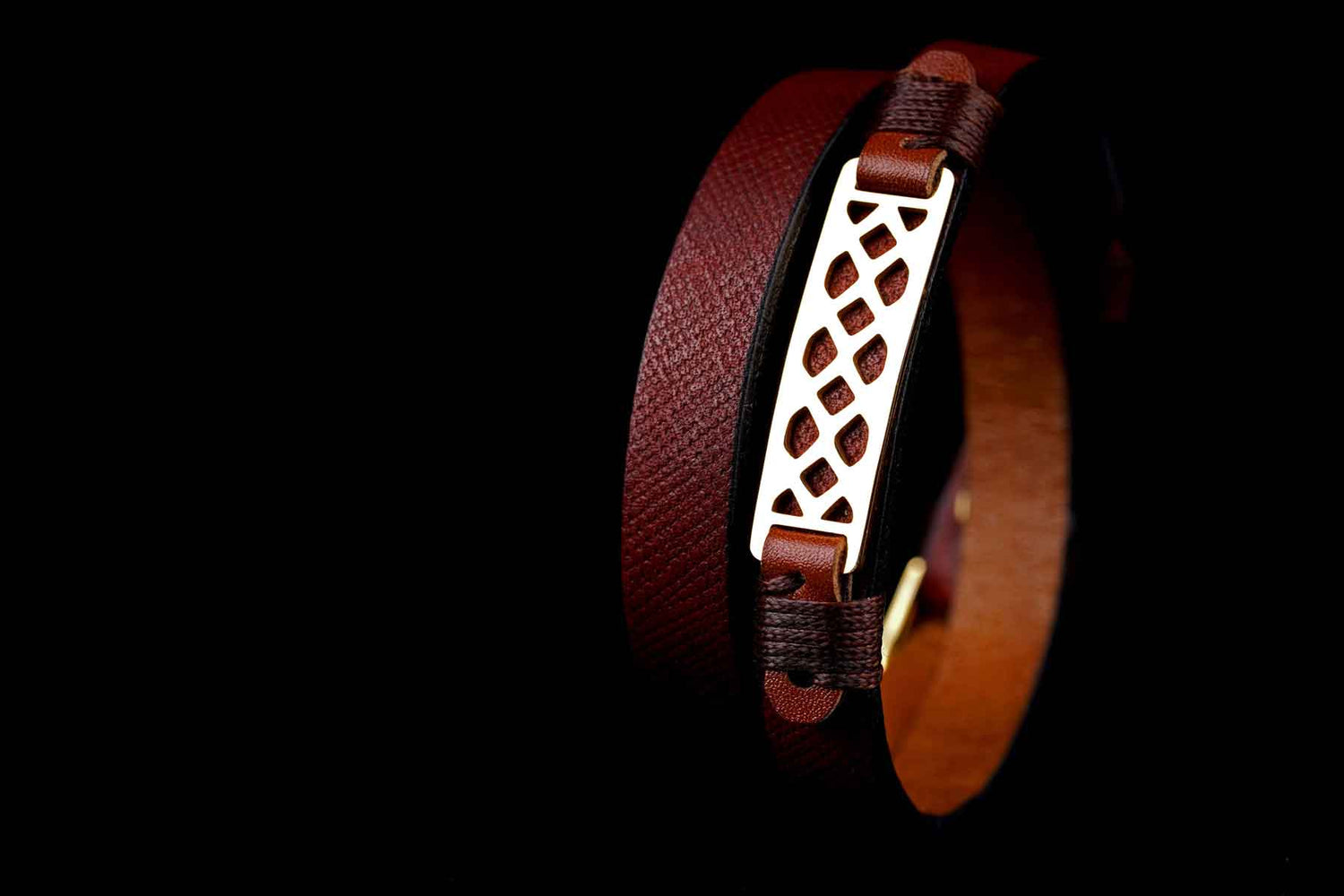 Men’s Leather Bracelet: A Touch of Luxury to Your Style