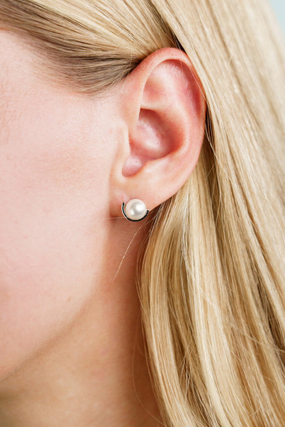 ADAGIO CRESCENT NINE-2-FIVE PEARL CRESCENT EARRINGS SILVER-PEROZ Accessories