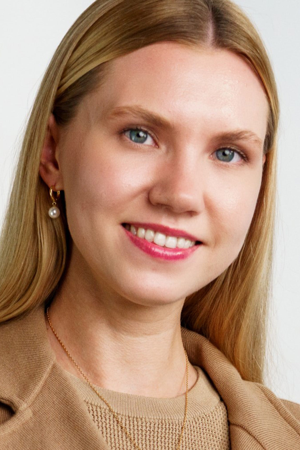 ADAGIO NINE-2-FIVE PEARL HOOP EARRINGS GOLD-PEROZ Accessories