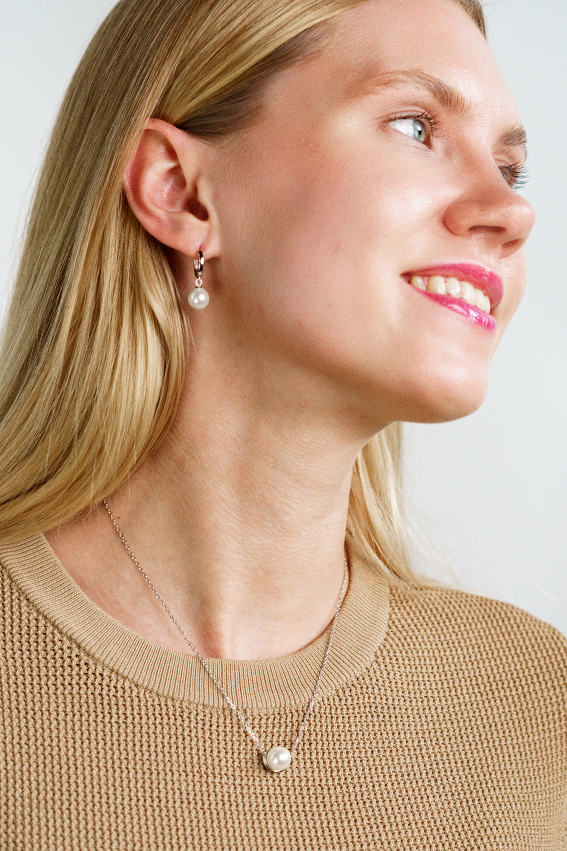 ADAGIO NINE-2-FIVE PEARL HOOP EARRINGS SILVER-PEROZ Accessories