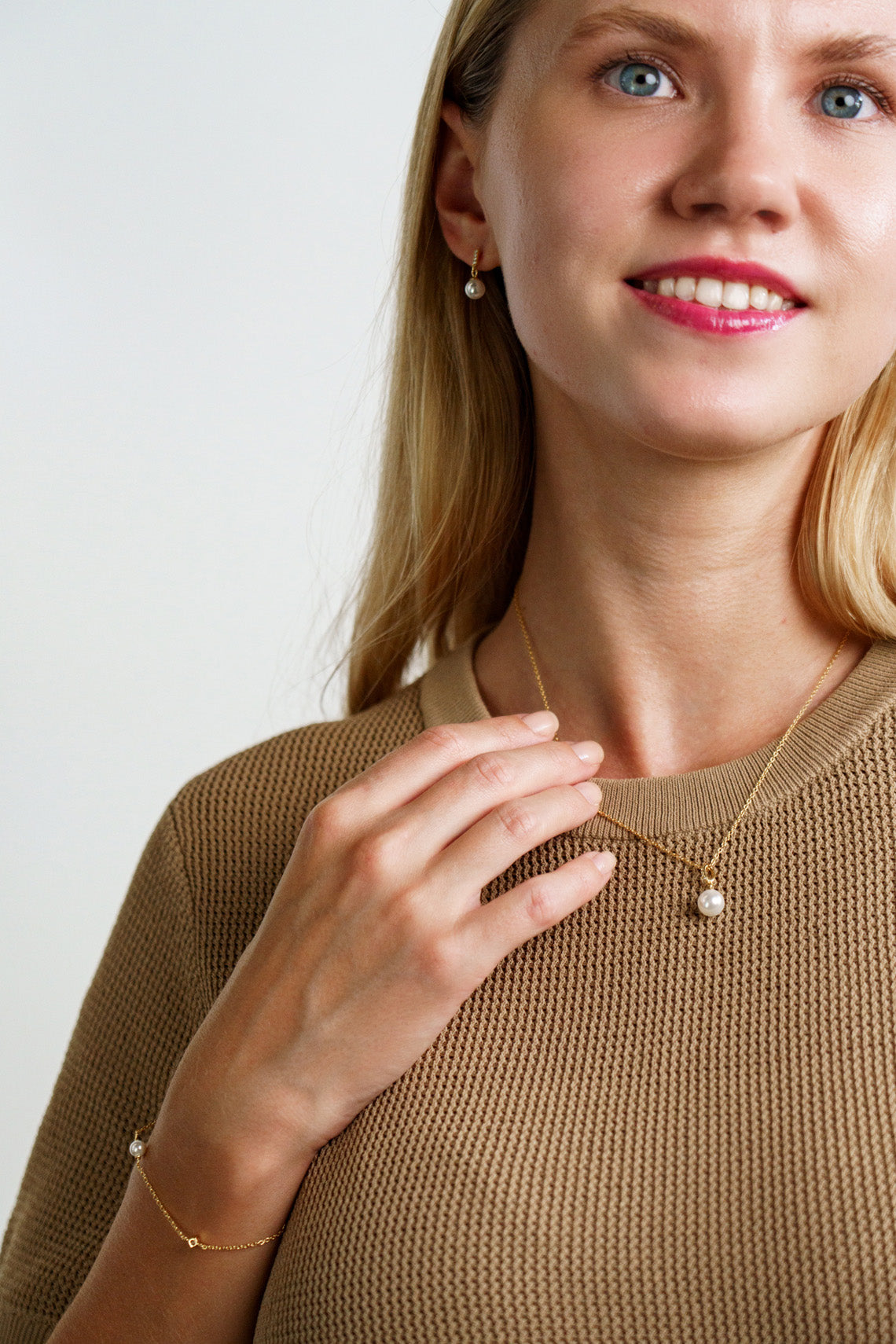 ADAGIO TOUCH OF SPARKLE PEARL NECKLACE GOLD-PEROZ Accessories