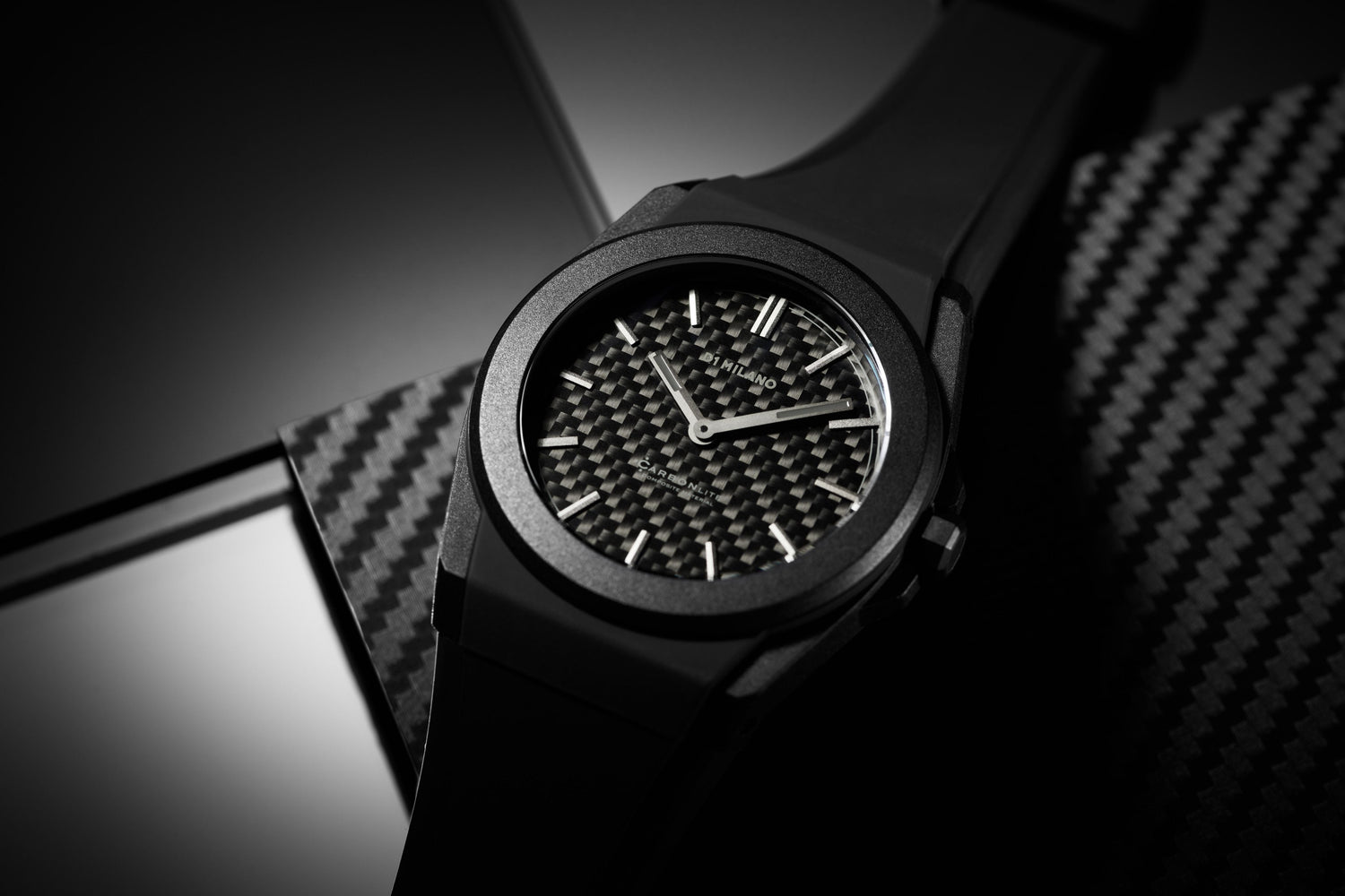 D1 Milano Carbonlite Carbon 40.5mm Watch-Quartz Watches-PEROZ Accessories