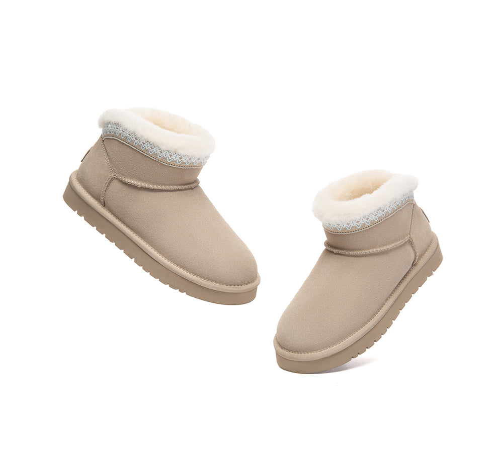 Mini Liora Australian Shepherd UGG