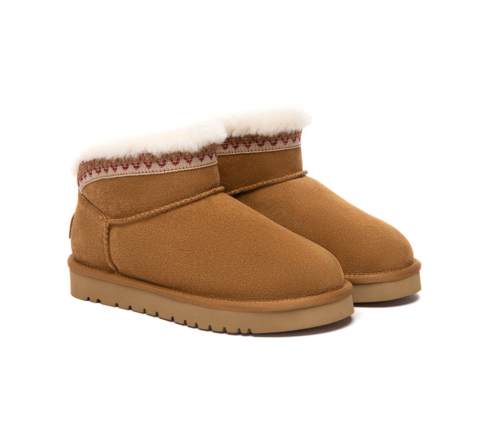 Mini Liora Australian Shepherd UGG