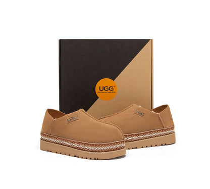 Tayven Australian Shepherd UGG