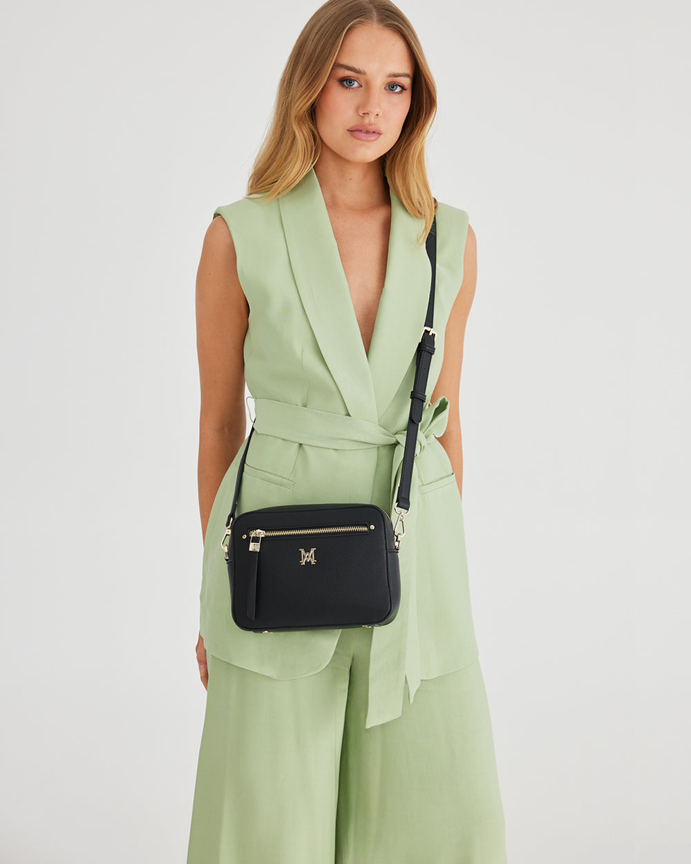 Molly Camera Crossbody Bag With Front Zip-Handbags-PEROZ Accessories