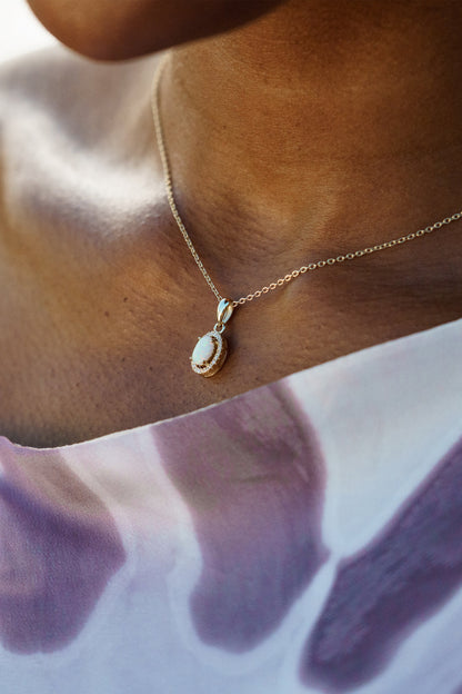 OPAL GLOW BLACKWATTLE WHITE CREATED OPAL PENDANT GOLD-PEROZ Accessories