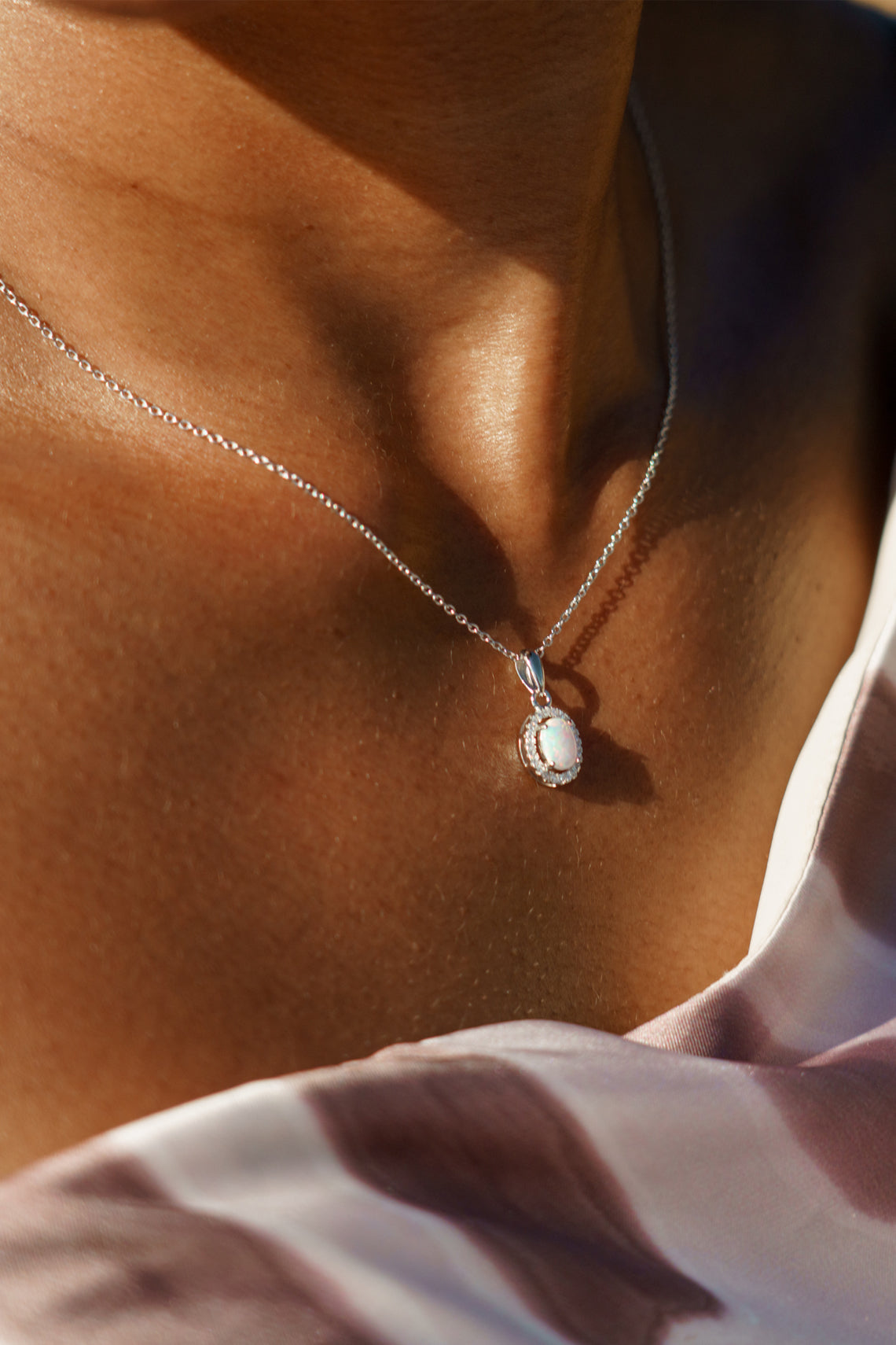 OPAL GLOW BLACKWATTLE WHITE CREATED OPAL PENDANT SILVER-PEROZ Accessories