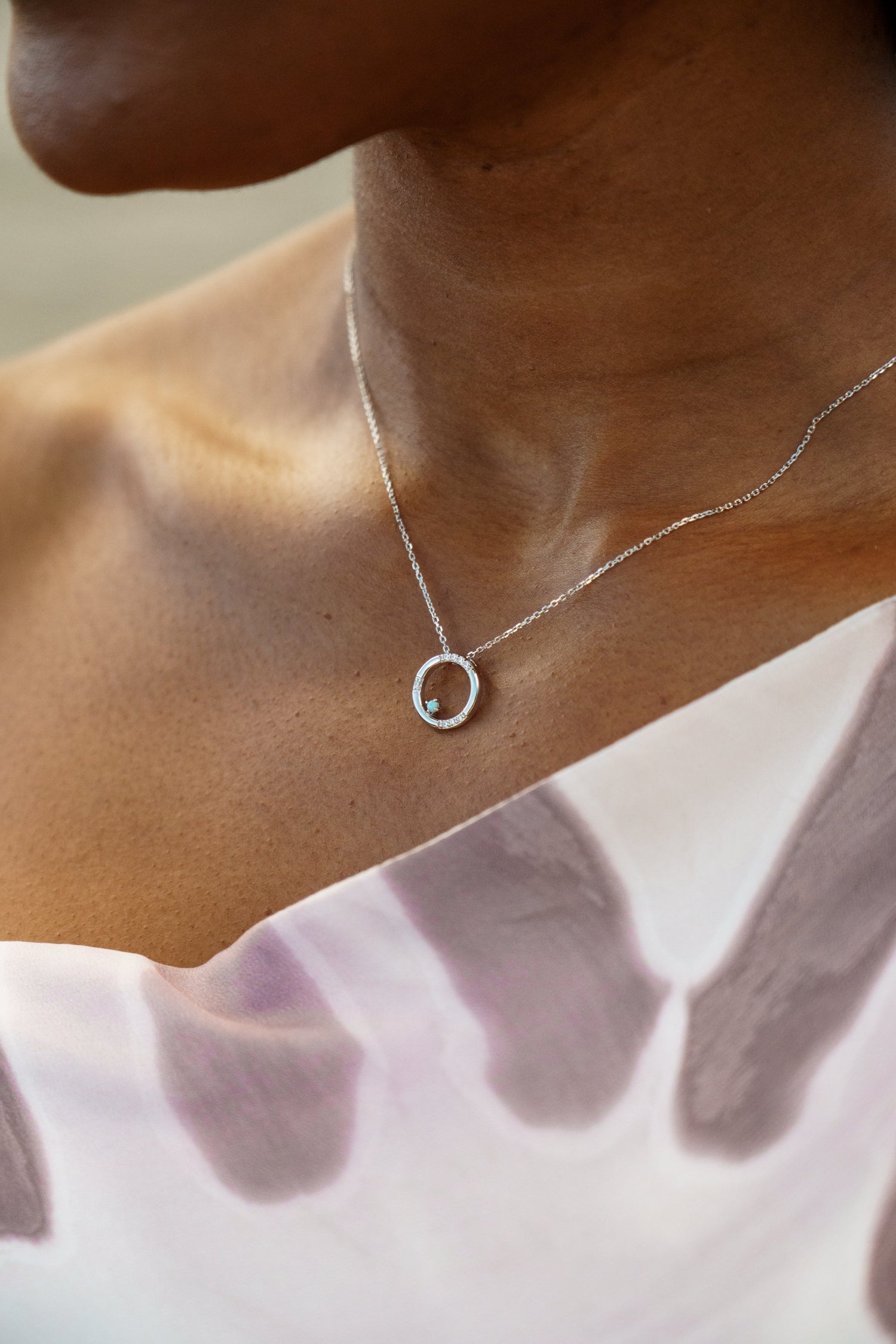 OPAL GLOW BLUE CREATED OPAL CIRCLE PENDANT SILVER-PEROZ Accessories