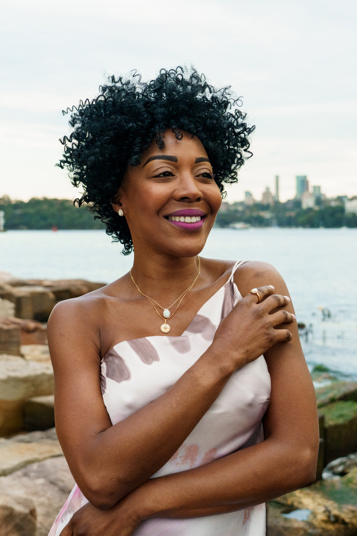 OPAL GLOW BLUE CREATED OPAL EVIL EYE MEDALION GOLD-PEROZ Accessories