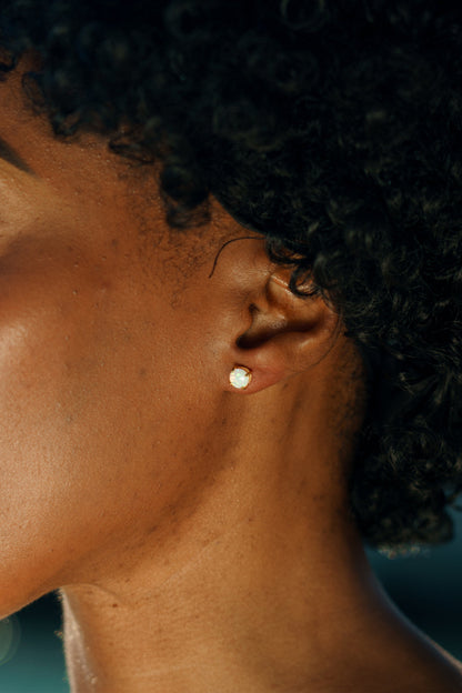 OPAL GLOW WHITE CREATED OPAL STUD EARRINGS GOLD-PEROZ Accessories