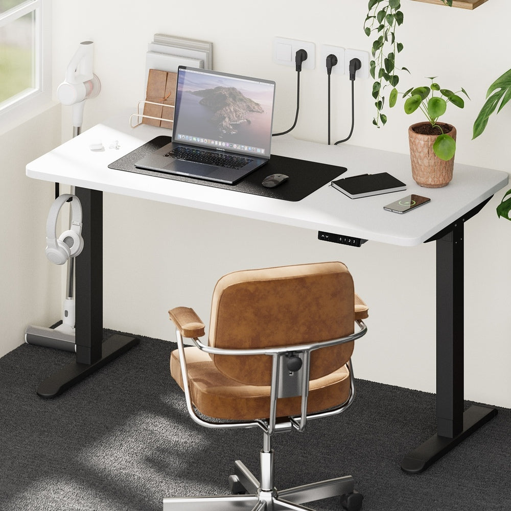 Oikiture Standing Desk Wireless Charging Single Motor 140CM Black &amp; White-Standing Desk-PEROZ Accessories