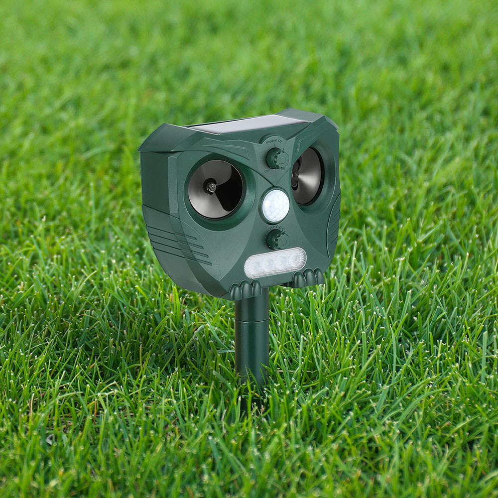 Gardeon Snake Repeller Ultrasonic Battery USB Powered-Electronics &gt; Battery Chargers &amp; Power &gt; Batteries-PEROZ Accessories