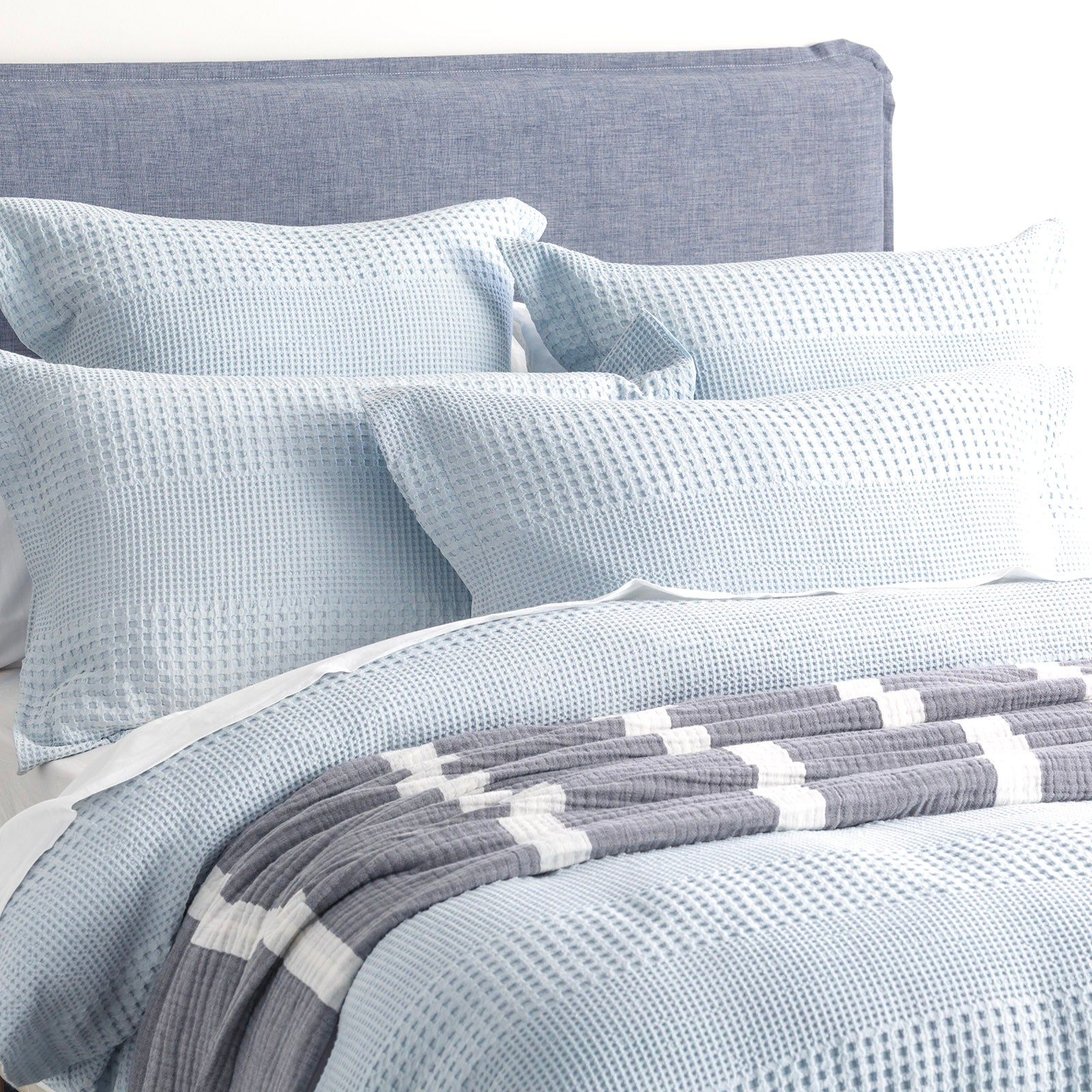 Elegance Waffle Cotton Jacquard Sky Quilt Cover Set by Renee Taylor-Home &amp; Garden &gt; Bedding &gt; Quilts &amp; Duvets-PEROZ Accessories