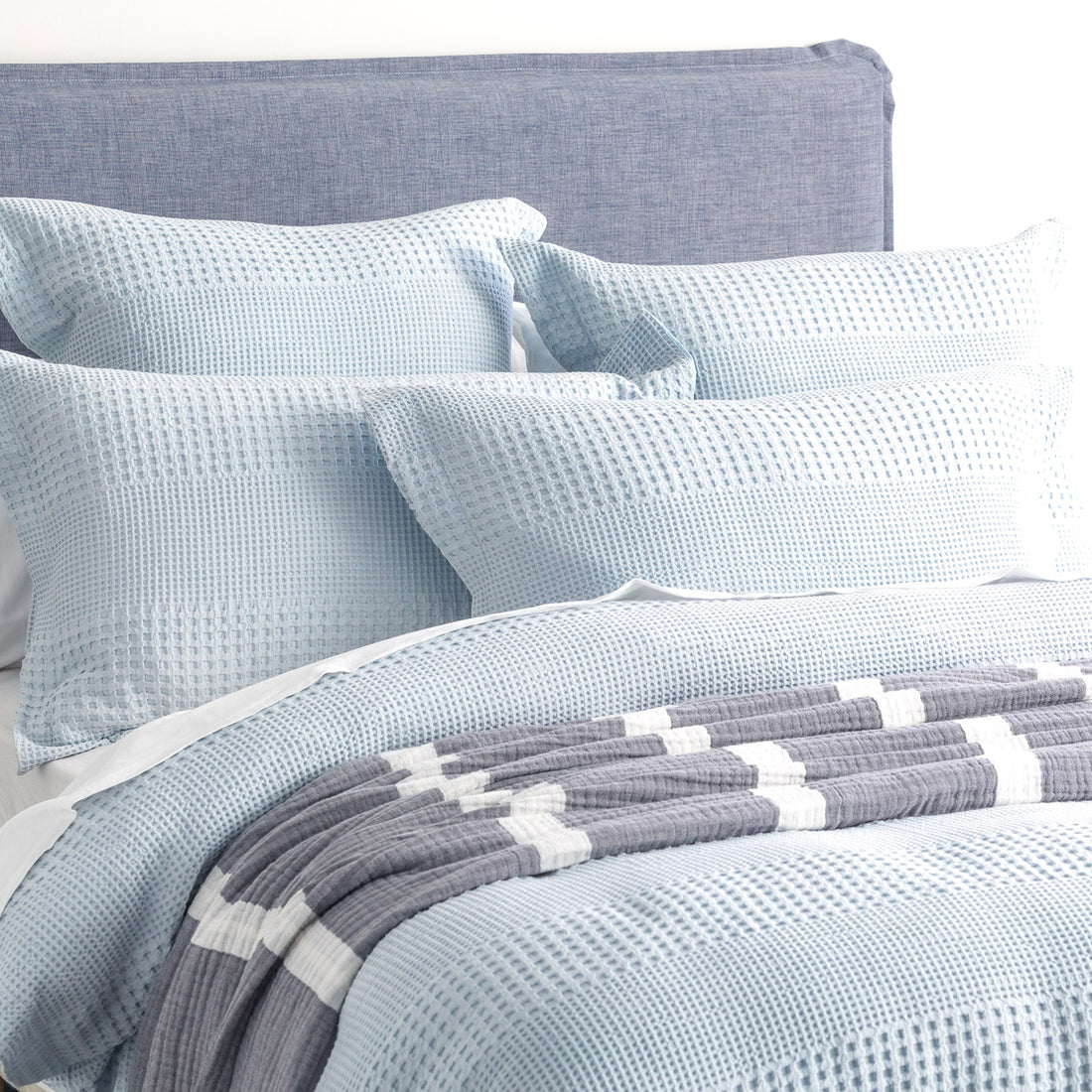 Elegance Waffle Cotton Jacquard Sky Quilt Cover Set by Renee Taylor-Home &amp; Garden &gt; Bedding &gt; Quilts &amp; Duvets-PEROZ Accessories