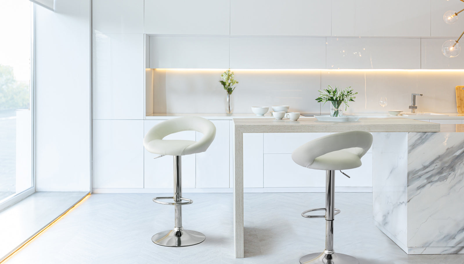2 Curve Leather Barstools (White) w/ Adjustable Height, 78-99cm-Furniture &gt; Bar Stools &amp; Chairs &gt; Table &amp; Bar Stools-PEROZ Accessories