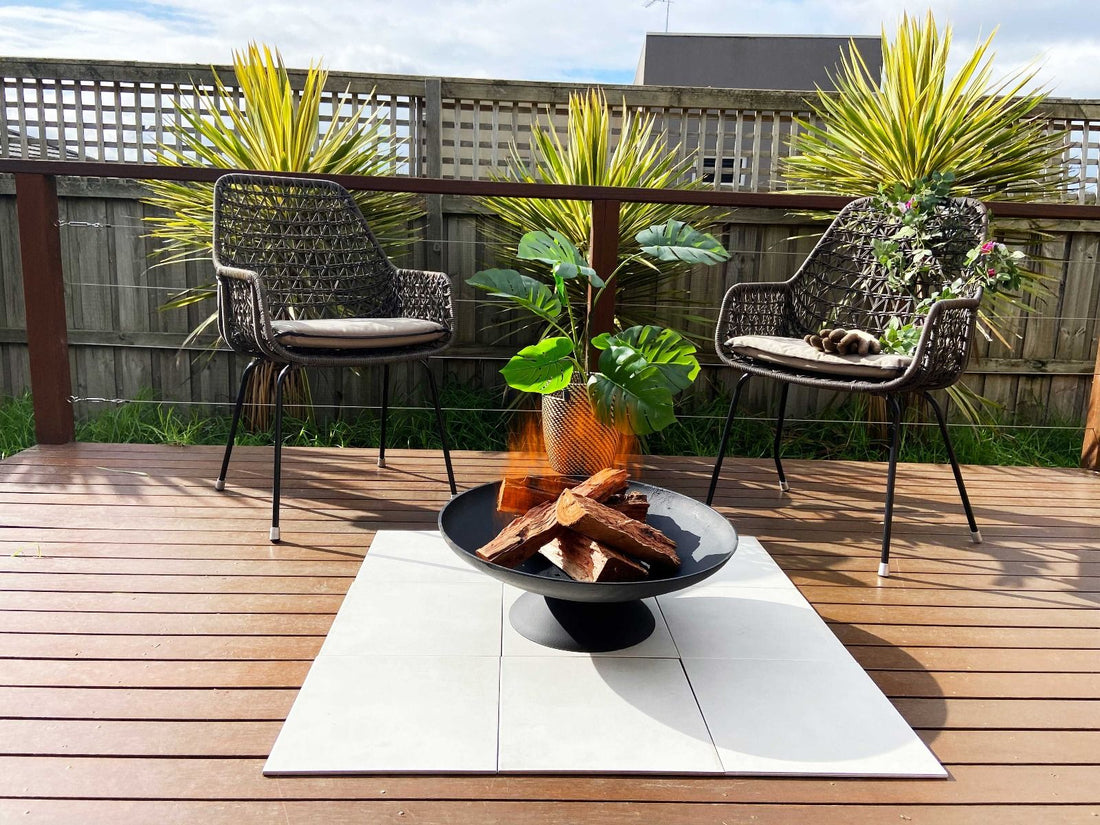 Black Lassen Cast Iron Fire Pit-Fire Pits-PEROZ Accessories