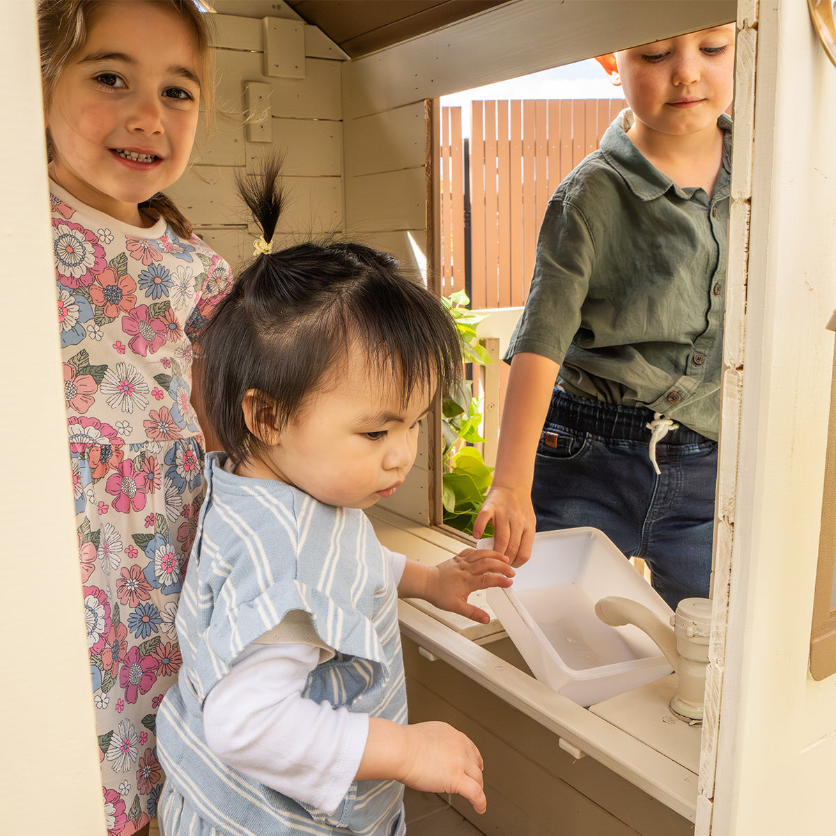 Lifespan Kids Silverton Cubby House with 1.8m Slide (Green)-Baby &amp; Kids &gt; Baby &amp; Kid&