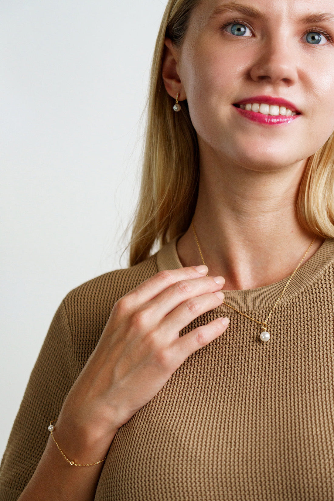 ADAGIO TOUCH OF SPARKLE PEARL NECKLACE GOLD-PEROZ Accessories