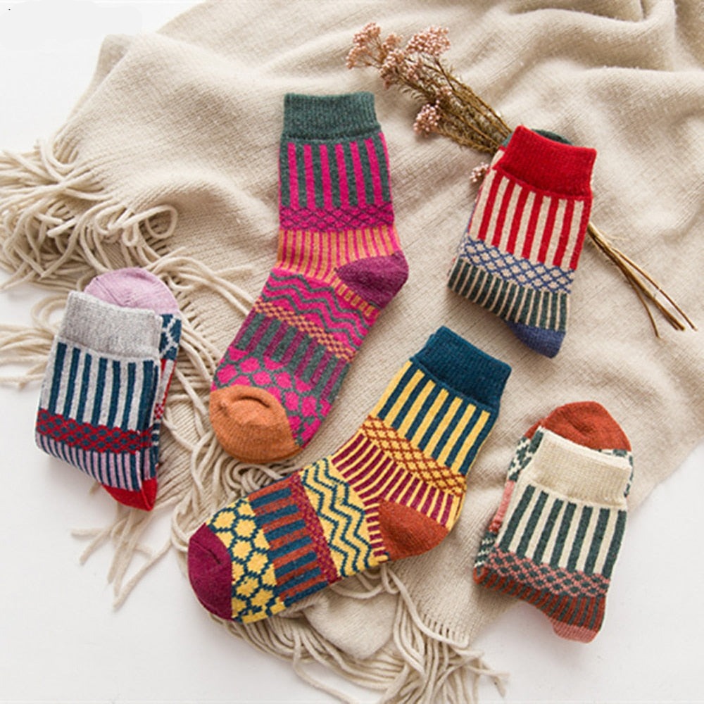 Anysox 5 Pairs Size 5-9 Fashion Socks Colorful Wind-Flowers Cotton Winter Thick Warm Wool Casual for Women White-Socks-PEROZ Accessories