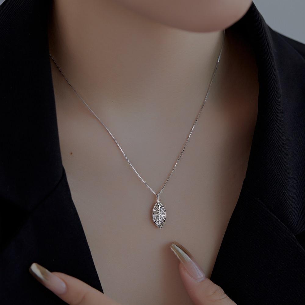 Anyco Necklace Silver High Quality Necklace Design Jewelry 925 Sterling Silver Cubic Zirconia Leaf Pendant Necklaces For Women-Necklace-PEROZ Accessories