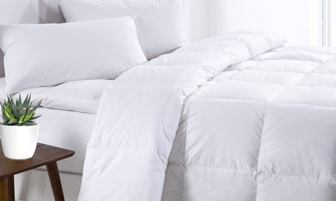 Royal Comfort 500GSM Goose Feather Down Quilt And Bamboo Quilted Pillow Set - Queen - White-Home &amp; Garden &gt; Bedding-PEROZ Accessories