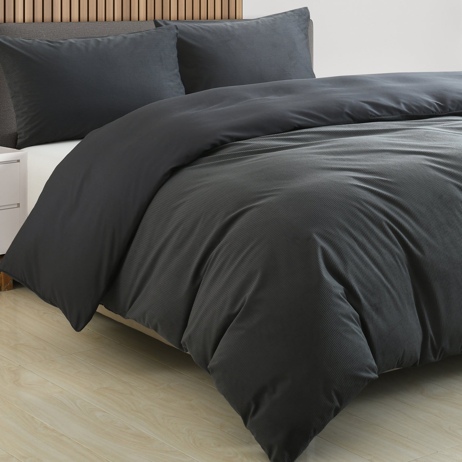 Royal Comfort Velvet Corduroy Quilt Cover Set Super Soft Luxurious Warmth - Queen - Charcoal-Home &amp; Garden &gt; Bedding-PEROZ Accessories