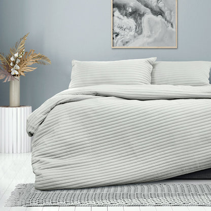 Ardor London Silver Embossed Quilt Cover Set King-Home &amp; Garden &gt; Bedding-PEROZ Accessories