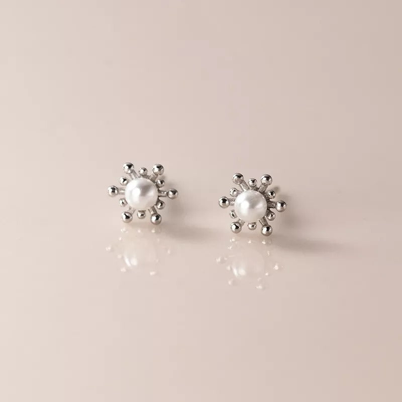 Anyco Fashion Earrings Sterling Silver Cute Snowflake Synthetic Pearl Small Stud Chic Teen Piercing Jewelry for Women-Earrings-PEROZ Accessories