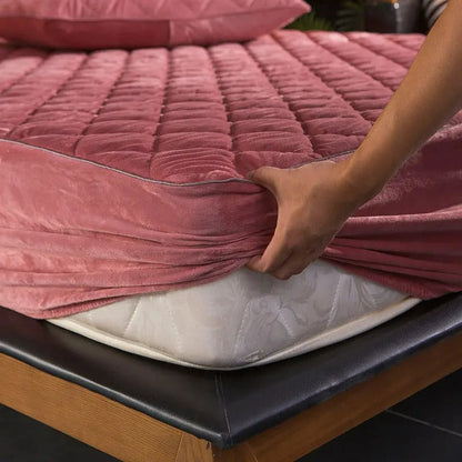 Anyhouz Mattress Cover Bean Red 180x200cm Crystal Velvet Thicken Quilted Warm Soft Plush Bed Sheet-Bed Sheets-PEROZ Accessories