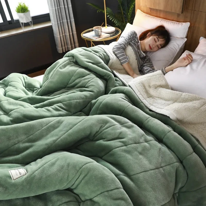 Anyhouz Blanket Green Coral Fleece Autumn Winter Warm 3 Layers Thicken Flannel Soft Comfortable Warmth Quilts Washable 150x200cm-Blankets-PEROZ Accessories